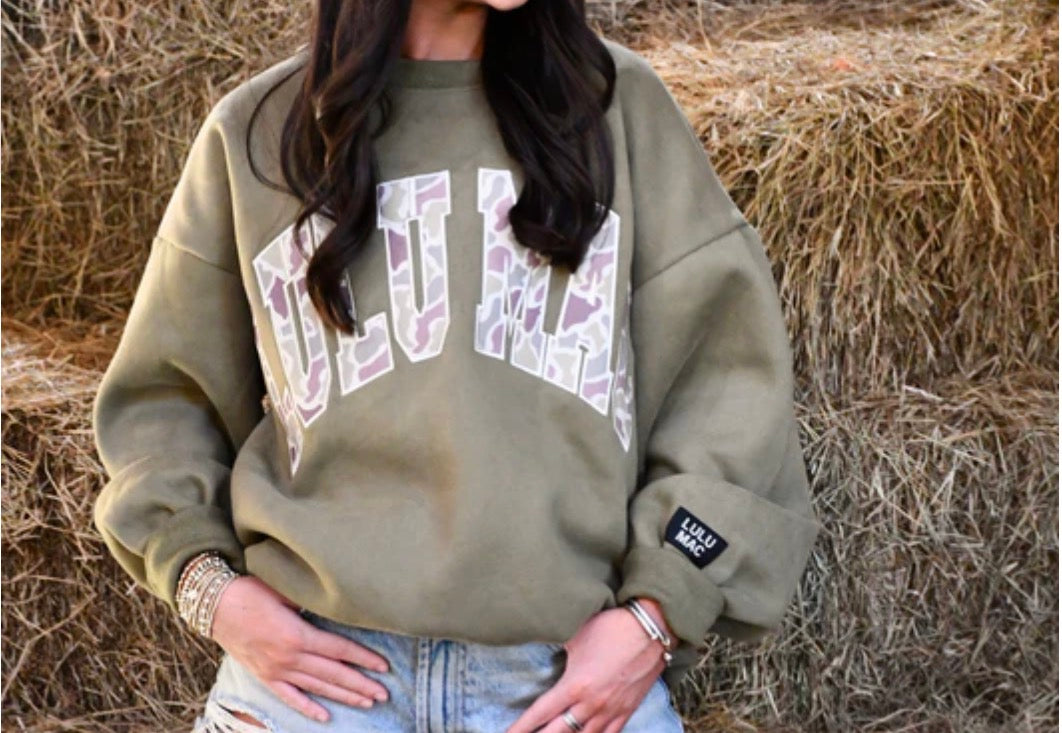 Sweatshirt